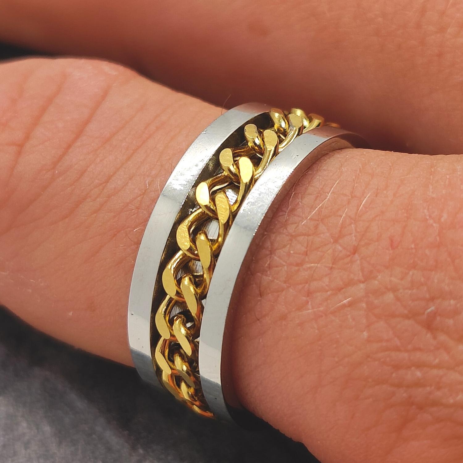 Anxiety Ring (Kettinkje) Gouden ketting om vinger